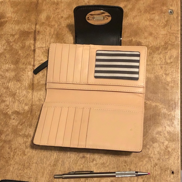 Kate Spade Black Wallet - Picture 2 of 4